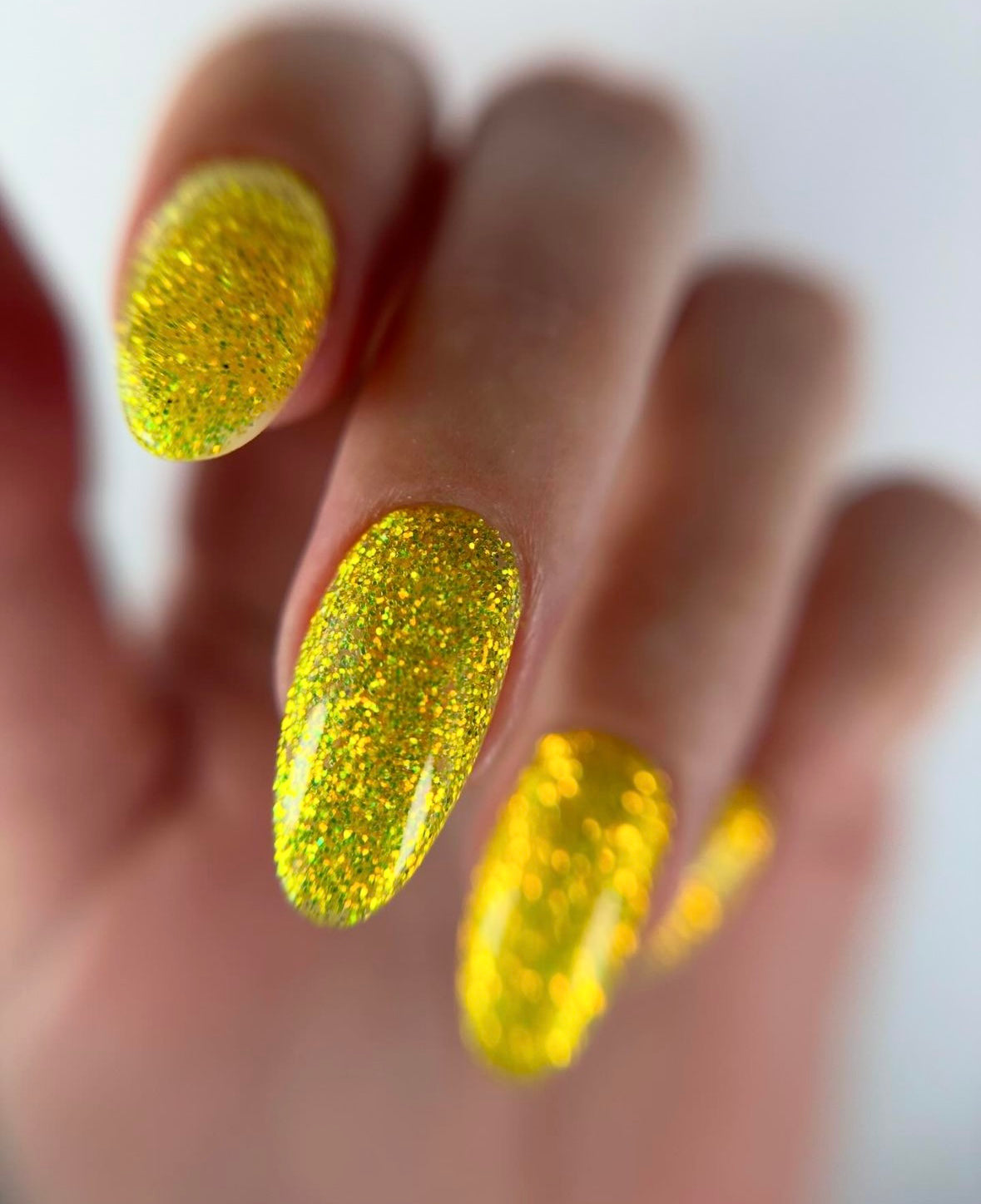 P+ Good Vibrations Glitter Gel Polish 10 ml